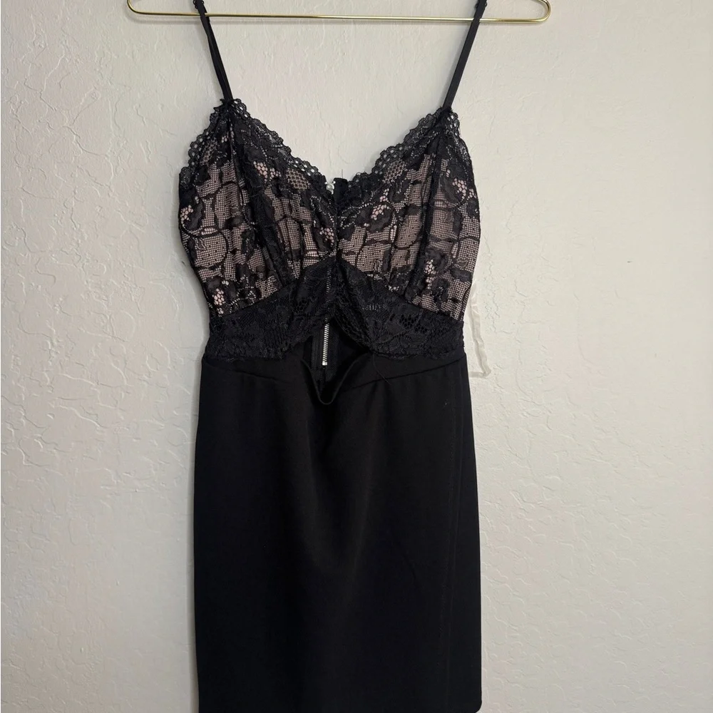 Women’s Black Lace Romper - Picture 5 of 13